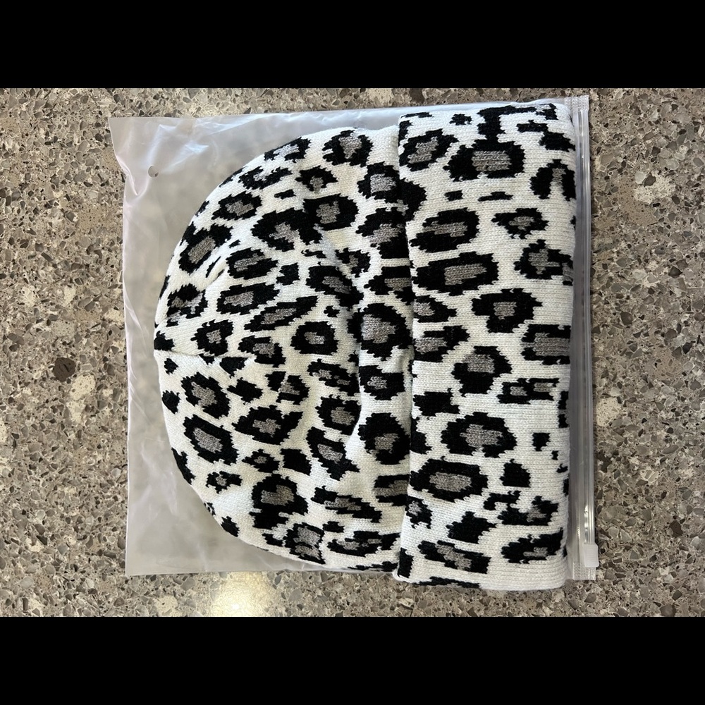 Hat - Picture 2 of 2